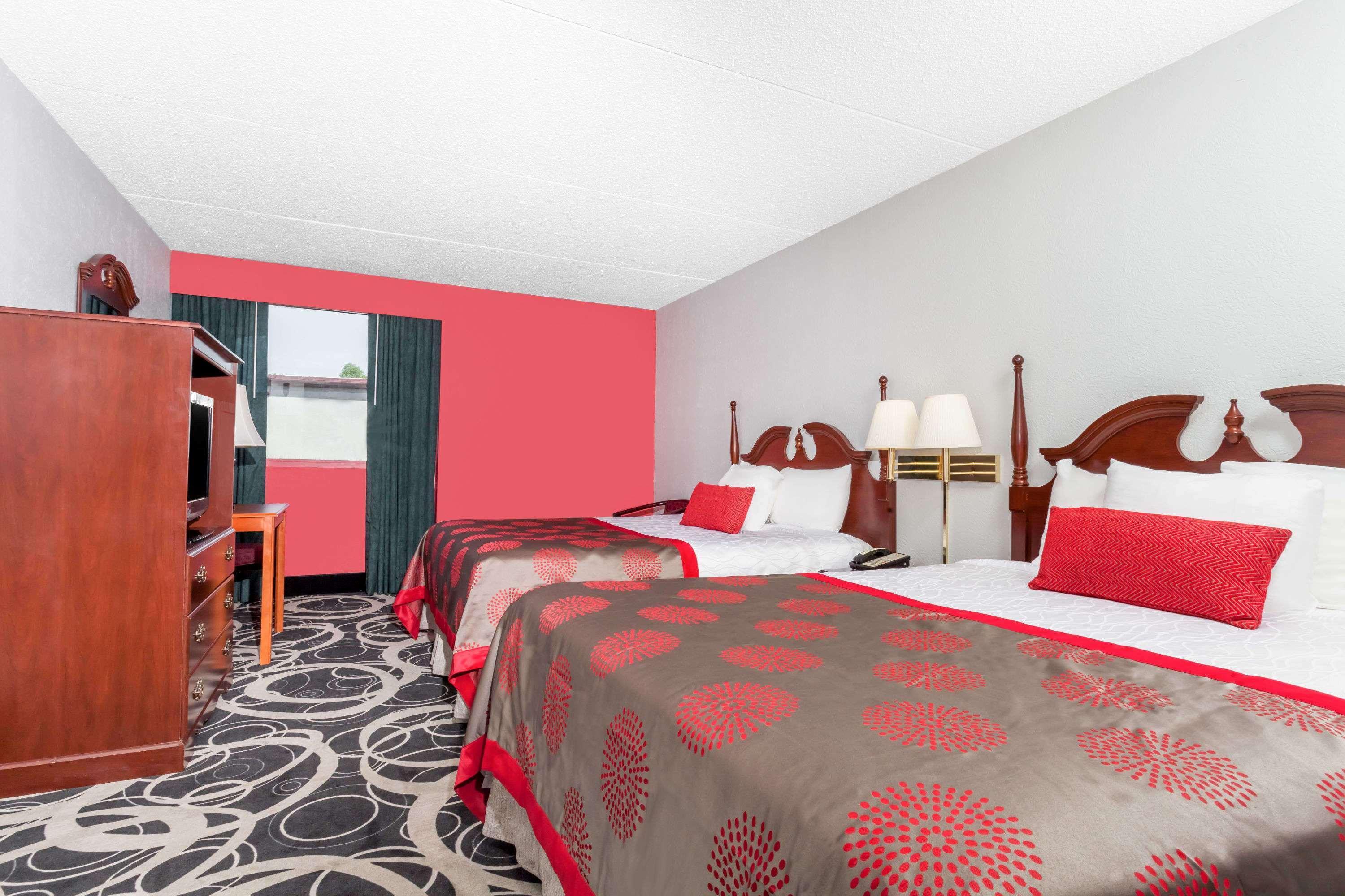Ramada By Wyndham Henderson/Evansville מראה חיצוני תמונה